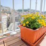 Lisbon Martim Moniz Apartment