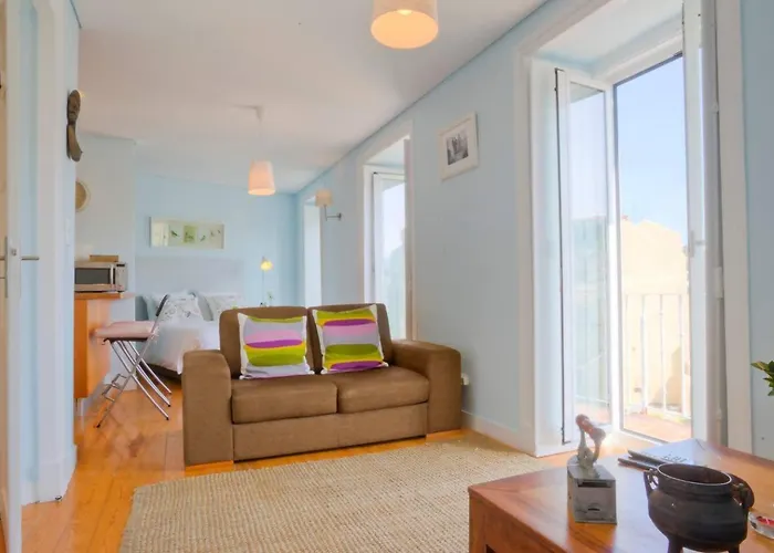 Lisbon Martim Moniz Apartment